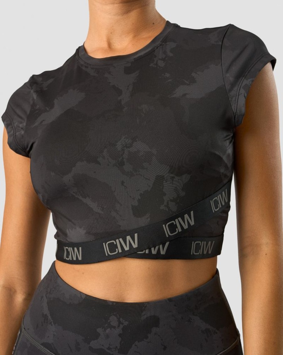 Dame ICIW T-Shirts | Ultimate Training Cropped T-Shirt Black Camo